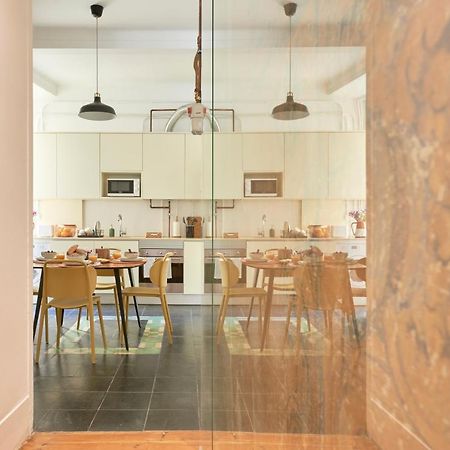 Sunny Pink Street Historical Apt, By Timecooler ลิสบอน ภายนอก รูปภาพ